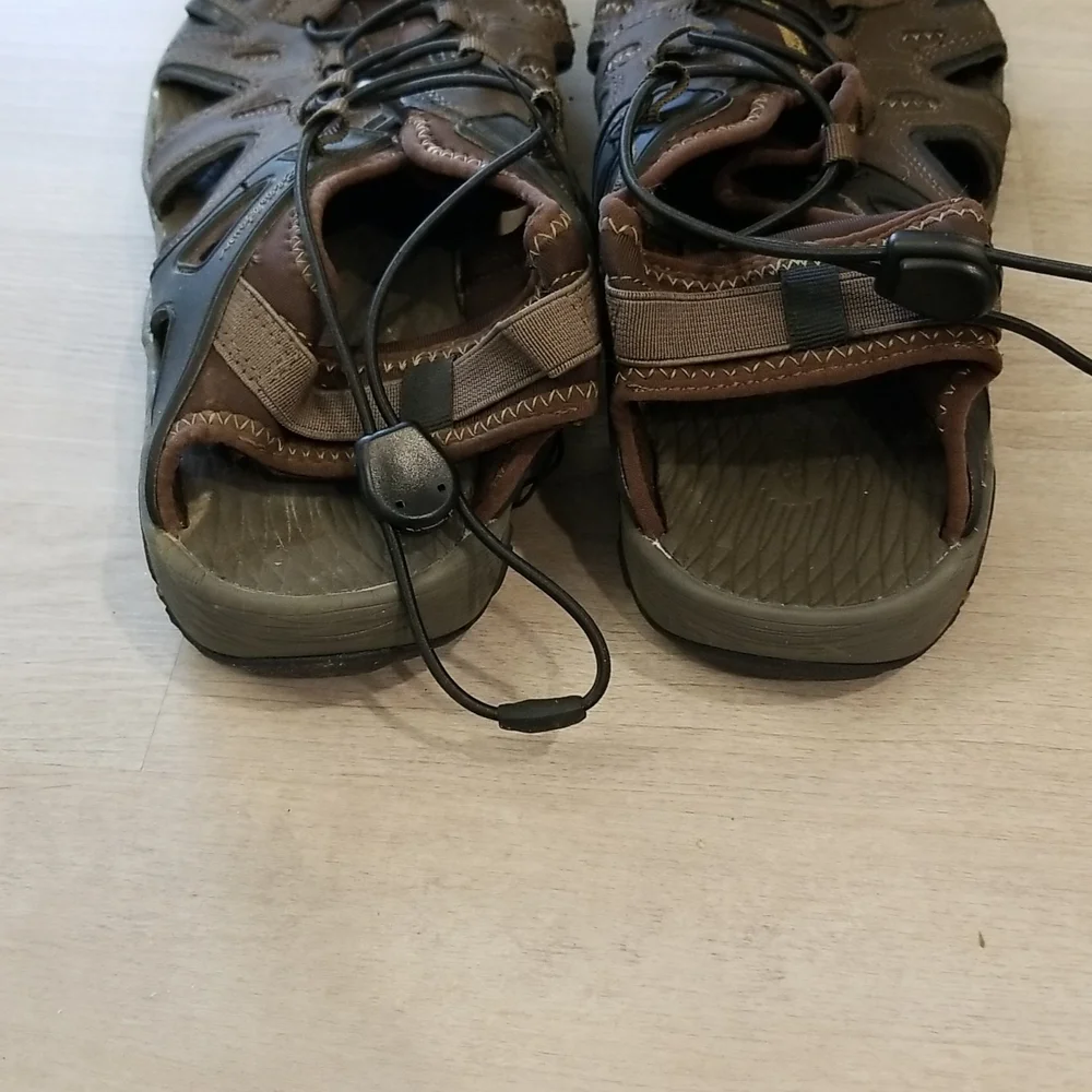 Eddie Bauer Brown and Black Men's Outdoor Leather Sandals